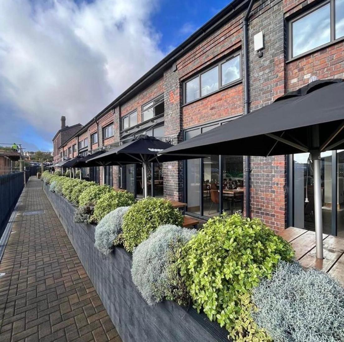 Goodstay Apartments By Urban Space Barry Exterior foto